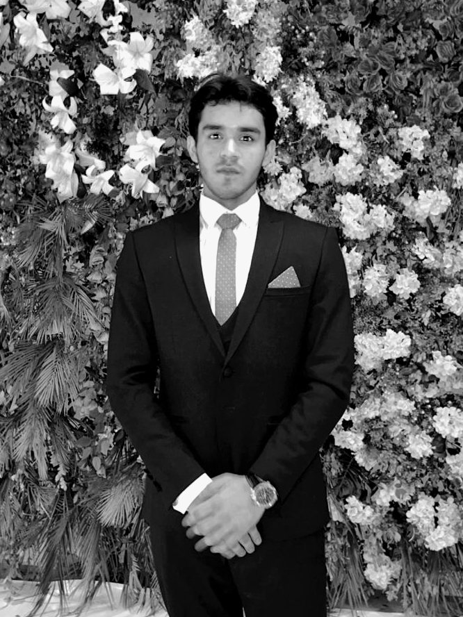 Nouraiz Mobin — CEO